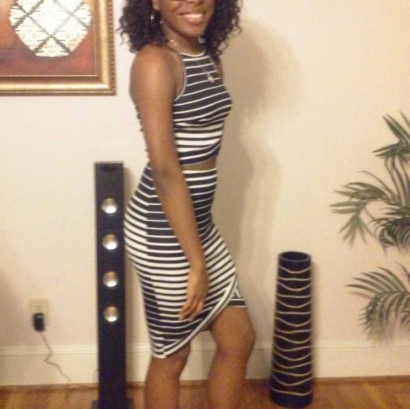 2 piece set - Picture 6 of 6